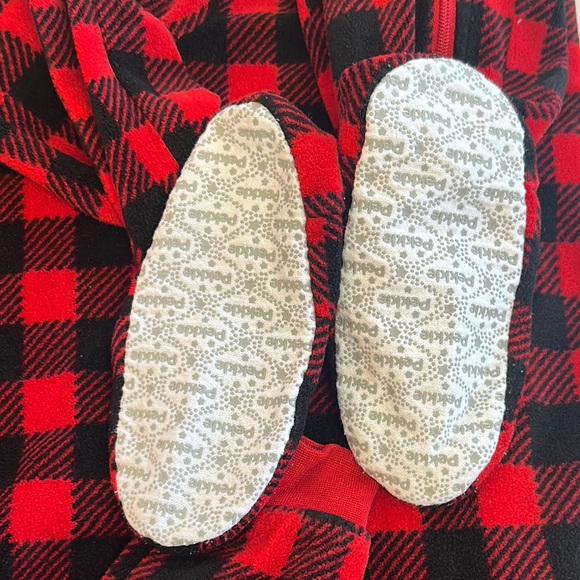 Pekkle - Red and Black Kids Fleece Pajamas - Picture 4 of 4